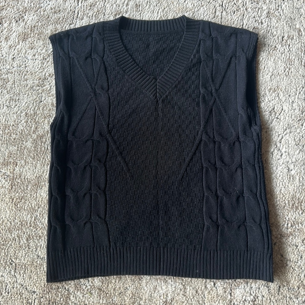 Textured knit vest